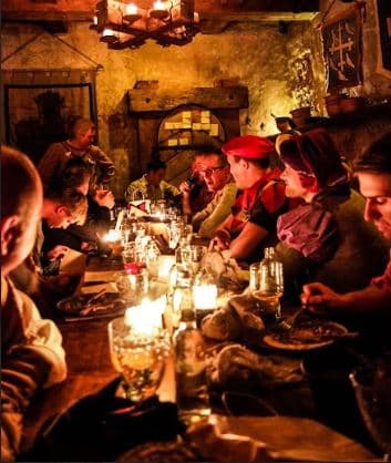 Aizdomas un apsūdzības