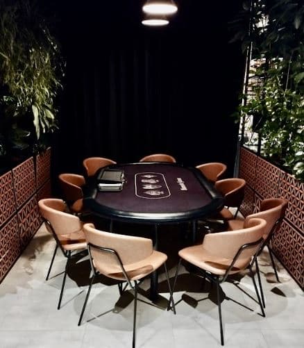 Pokera pasākums Hercog Garden