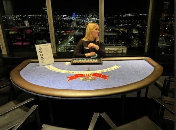 Baccarat galds Jaunajā Teikā