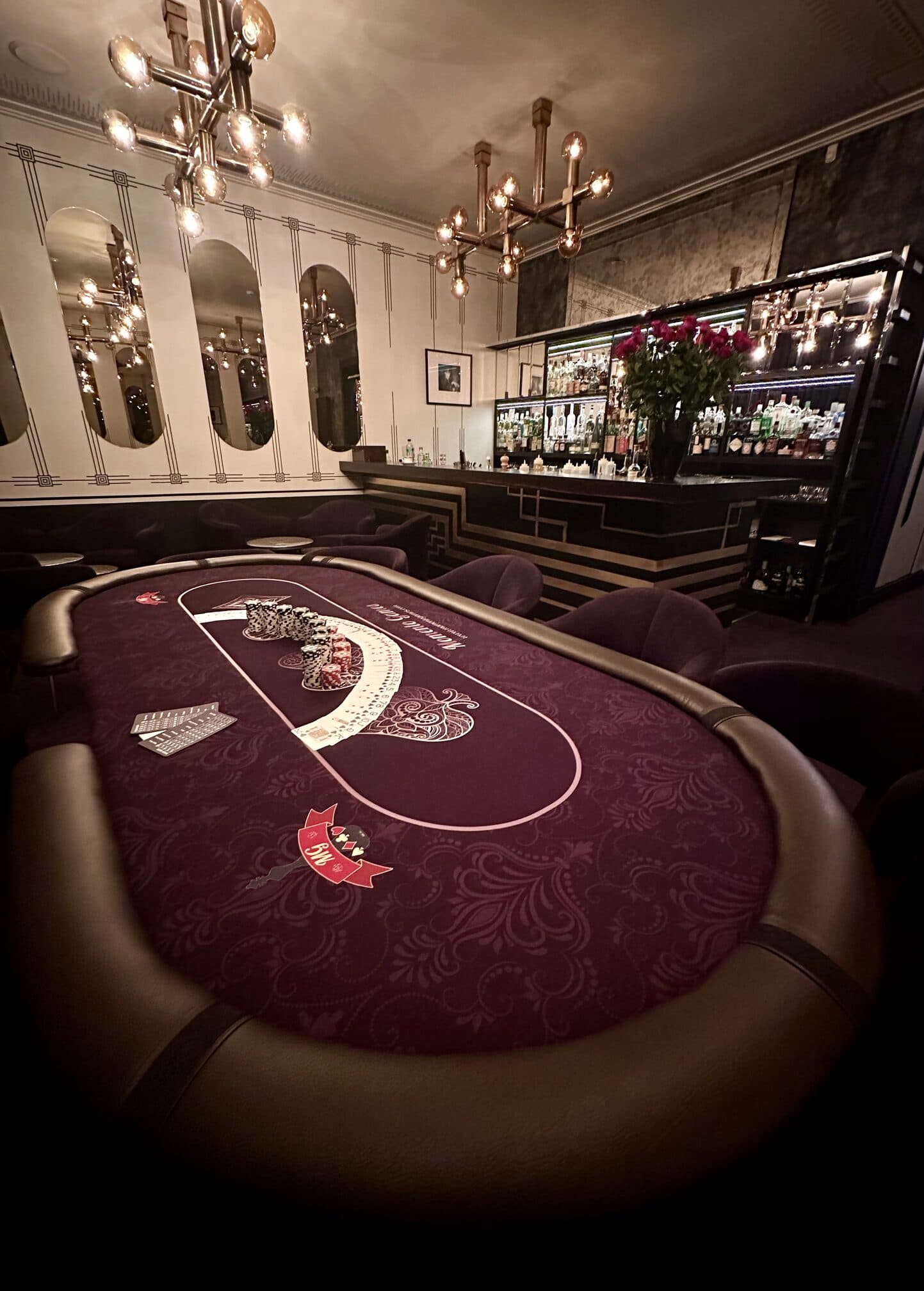 Privāts pokera pasākums klusajā centrā